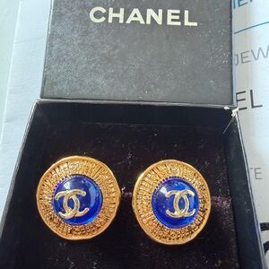 Chanel Vintage CC Blue Gripoix Clip-On Earrings